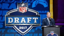2017-NFL-Draft-Day-2-Round-3
